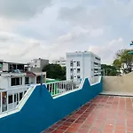 Apartment For 8, Near To The Beache And Downtown
