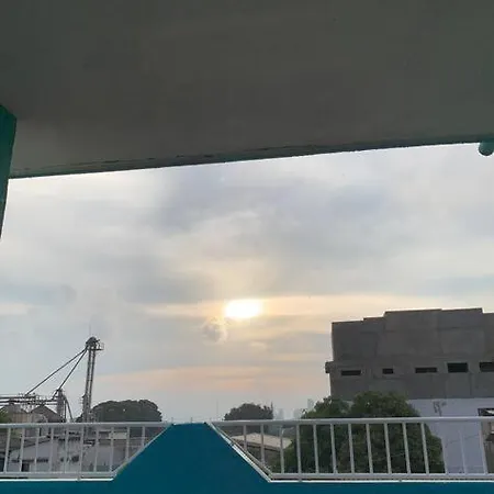 For 8, Near To The Beache And Downtown Apartment *